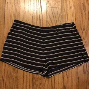 Josie light weight dress shorts size 8/10